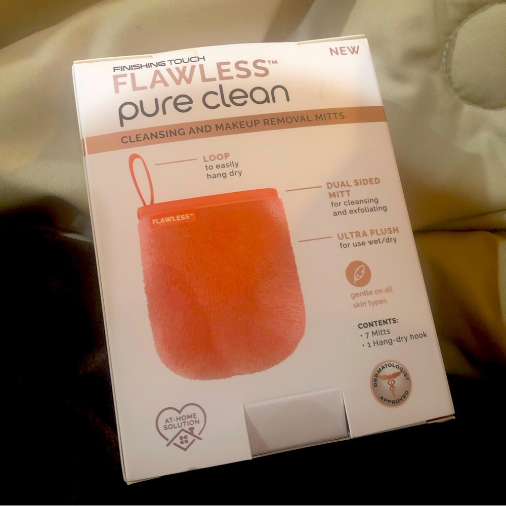 ReUsable Cleansing & Makeup Removal Mitts
